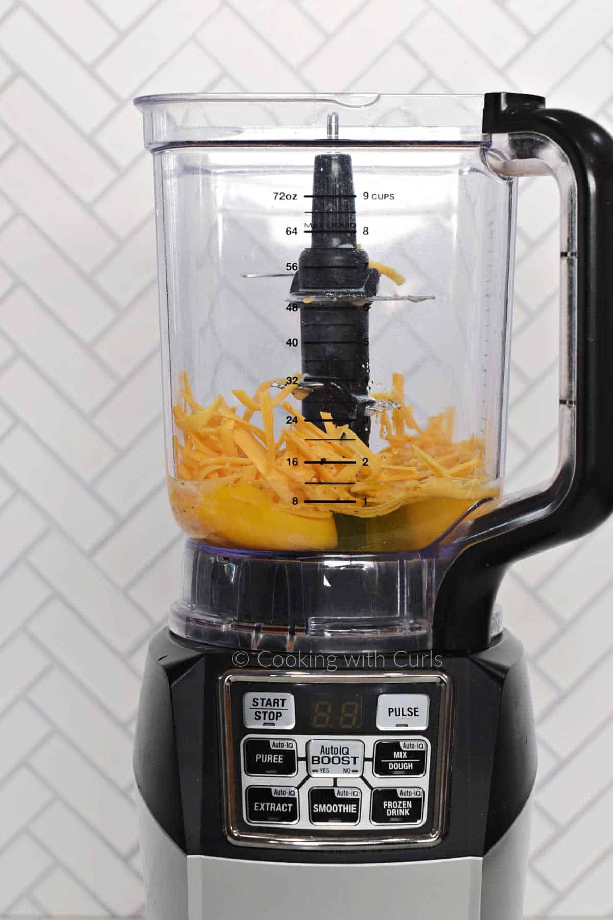 Eggs-cheddar-cheese-milk-in-blender.