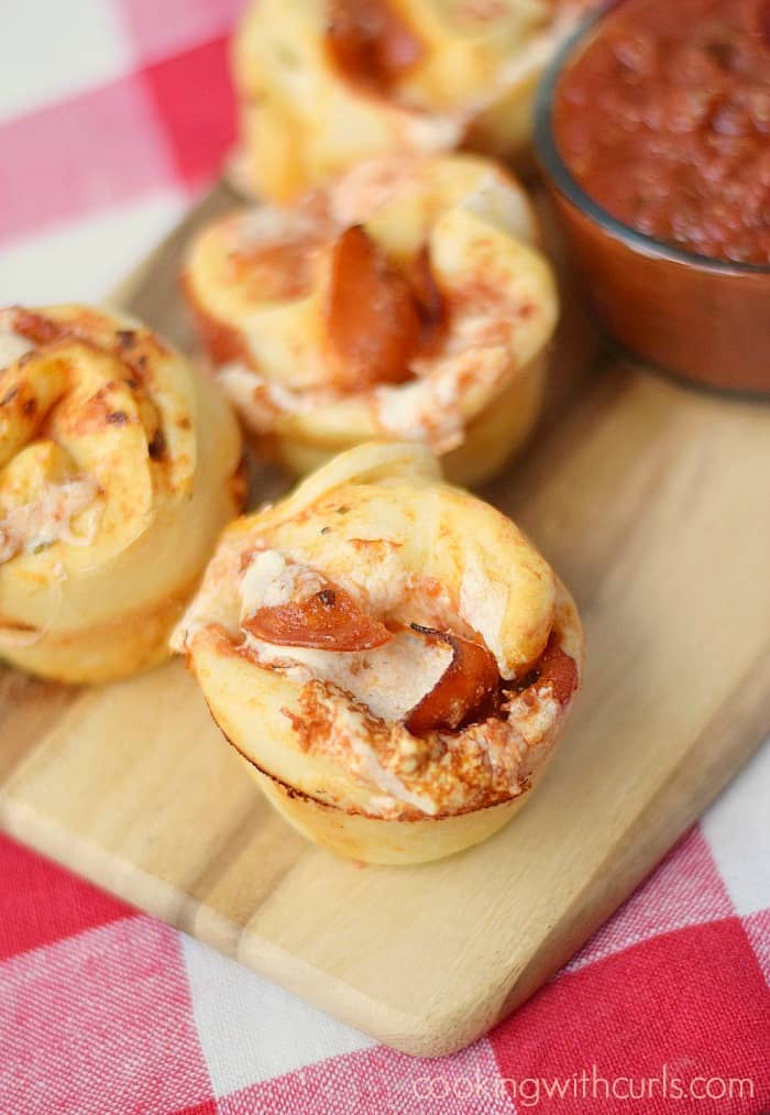 Pepperoni Pizza Muffins